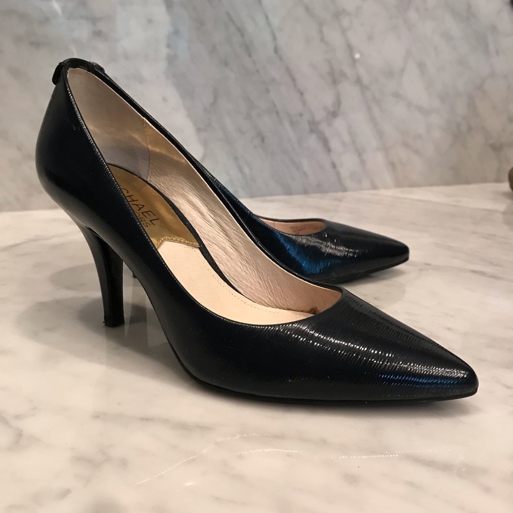 Navy blue textured low MK heels MAKE OFFER!